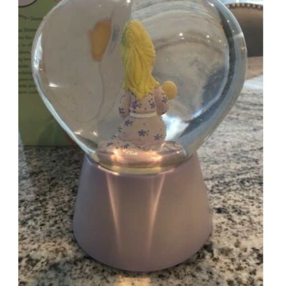 Music Waterfall A Mothers Love Is From Above Globe - Picture 4 of 4